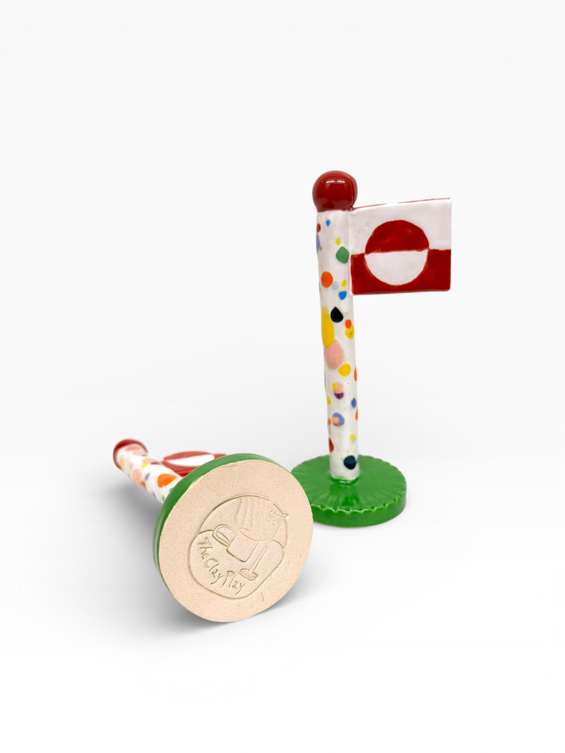 Grønlandsk/ Dansk flag med græsgrøn fod