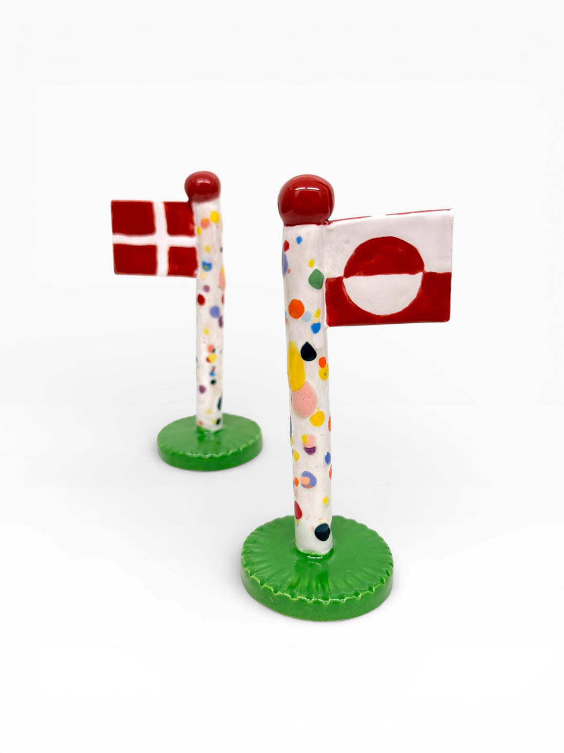 Grønlandsk/ Dansk flag med græsgrøn fod