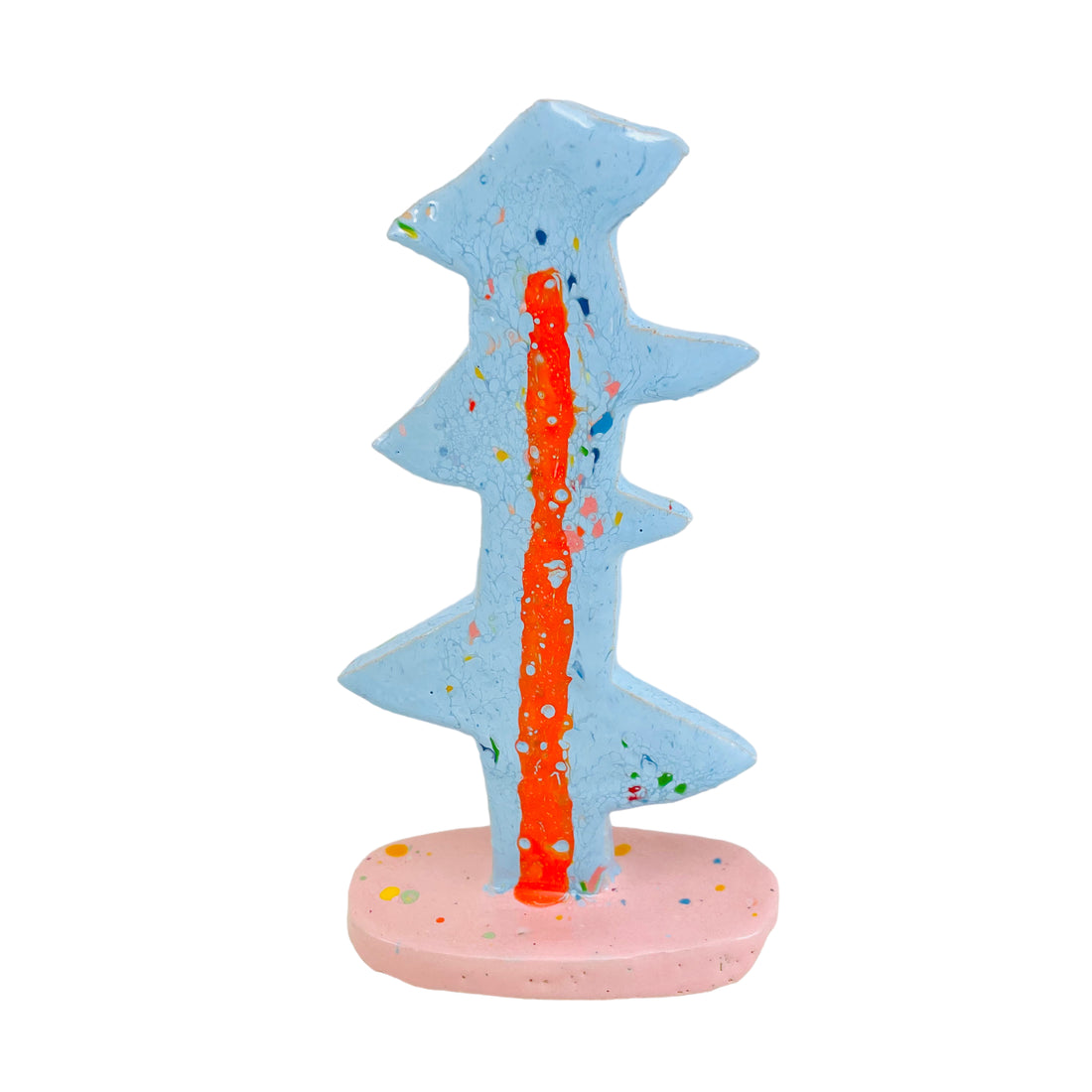 Større juletræ i lyseblå og orange stribe