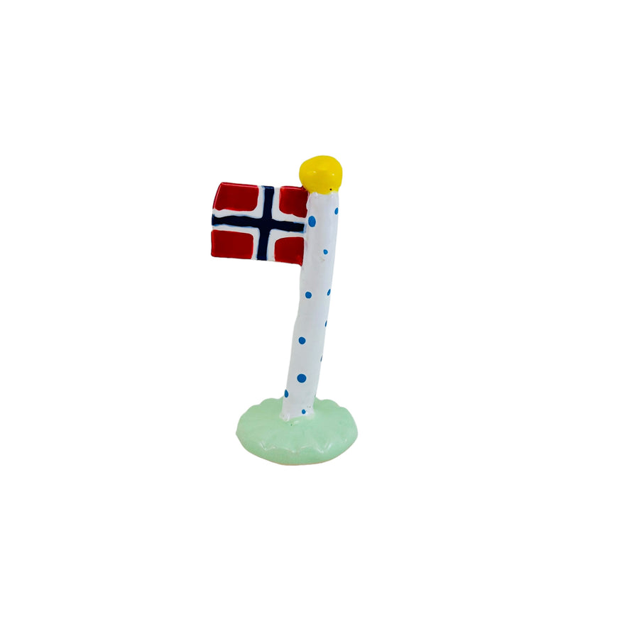 Skønt norsk flag med smiley på den ene side af flagknoppen.